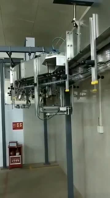 工廠里的機器,走進去的瞬間我凌亂了,真不敢相信這是十年的工廠